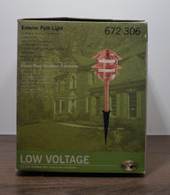 Load image into Gallery viewer, Hampton Bay Low Voltage Exterior Path Light 672 306 (Set of 2)

