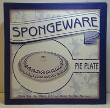 Load image into Gallery viewer, Spongeware Pie Plate w/ Lid Dark Blue Hearts on White Scalloped Edge For 9&quot; Pie - Masolut Superstore
