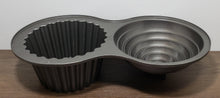 Load image into Gallery viewer, Wilton Giant Cupcake Pan,Silver

