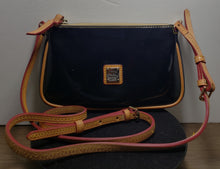 Load image into Gallery viewer, Dooney &amp; Bourke Lexi Crossbody Purse Womens Small Black
