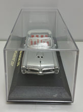 Load image into Gallery viewer, 1966 Pontiac GTO Convertible NEWRAY Diecast 1:43 Scale Silver - Masolut Superstore
