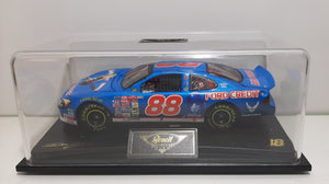 Dale Jarrett #88 2000 Ford Quality Care/ Air Force Ford Taurus Revell 1:24