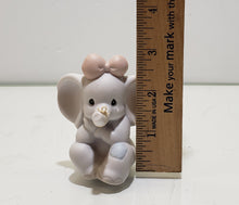 Load image into Gallery viewer, Precious Moments Figurine - How Can I Ever Forget You #526924

