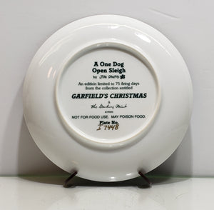 "A One Dog Open Sleigh" Garfield’s Christmas Plate with Stand